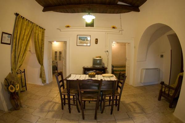 Dimore E Trulli Dell'Aia Antica Villa Alberobello Rum bild